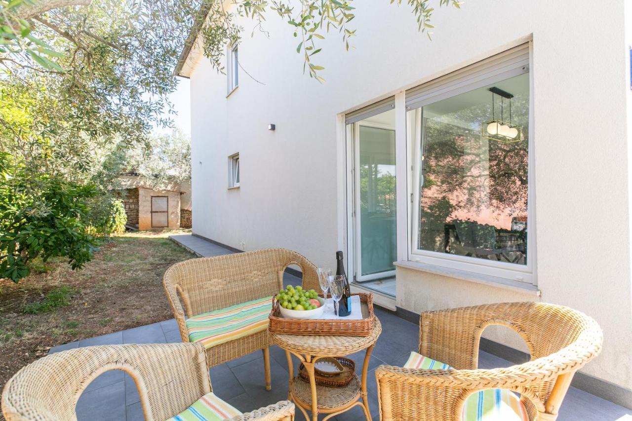 Apartman Suzi Πούλα Εξωτερικό φωτογραφία