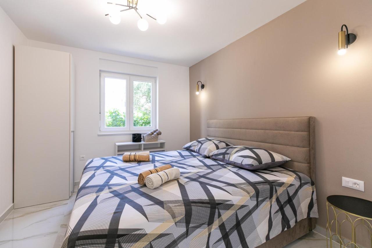 Apartman Suzi Πούλα Εξωτερικό φωτογραφία