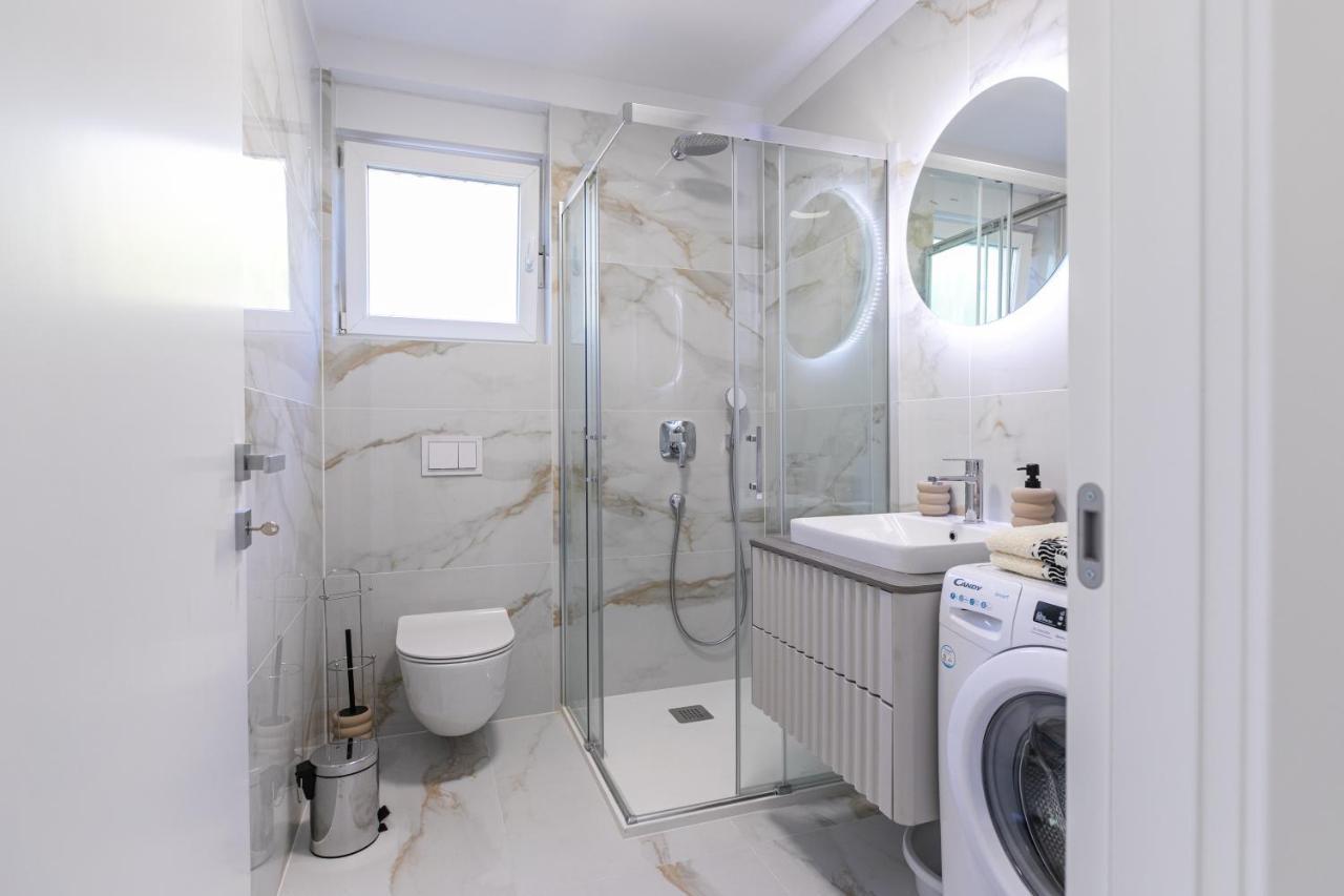 Apartman Suzi Πούλα Εξωτερικό φωτογραφία