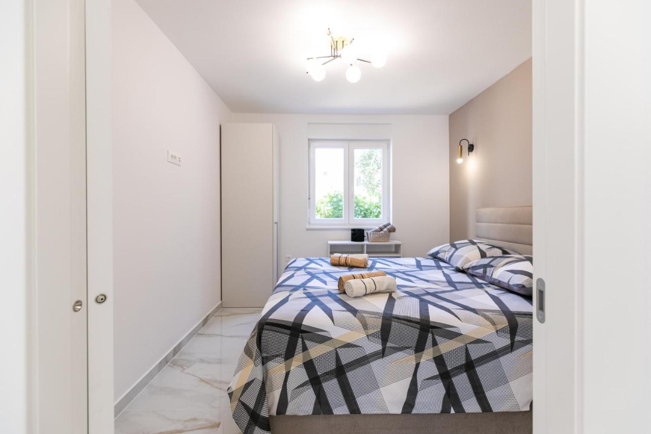 Apartman Suzi Πούλα Εξωτερικό φωτογραφία